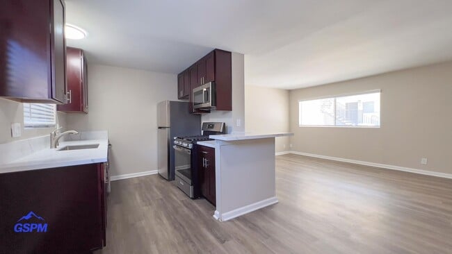 Photo - 2609-2615 Fairmount Ave