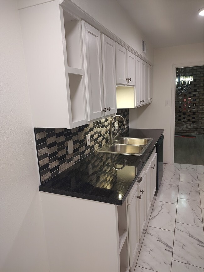 Photo - 13150 Trail Hollow Dr