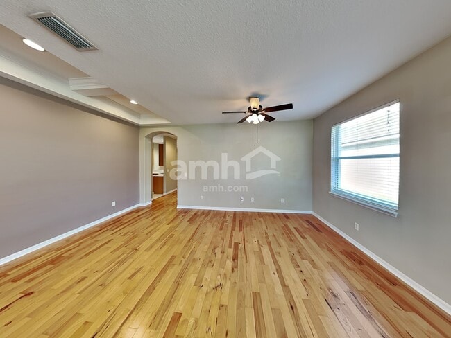 Photo - 2311 124th Dr E