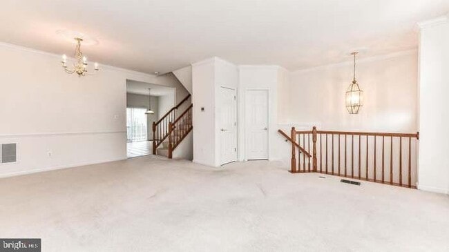 Photo - 21759 Ladyslipper Sq