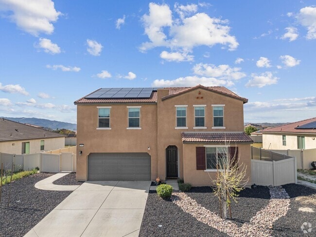Building Photo - 1442 Rustic Gln Wy Rental