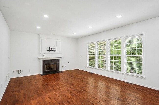 Photo - 5157 Wellisford Ct NW
