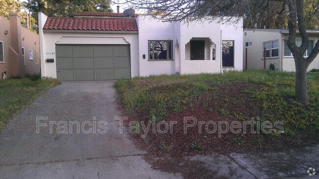 Building Photo - 633 E 4th Ave Rental