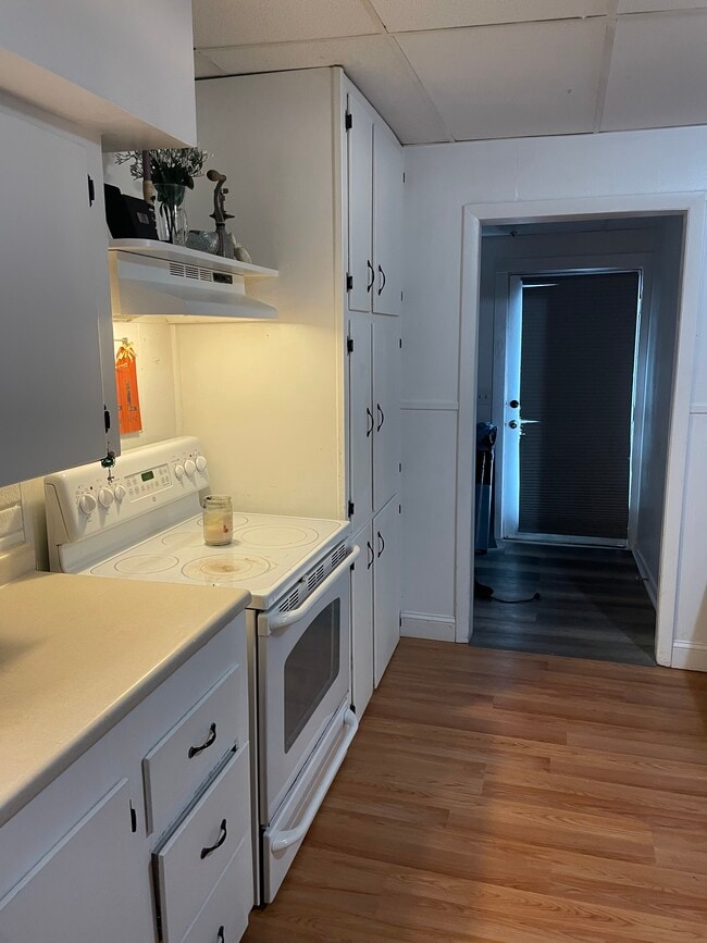 Photo - 8 Burrill St Unit 1