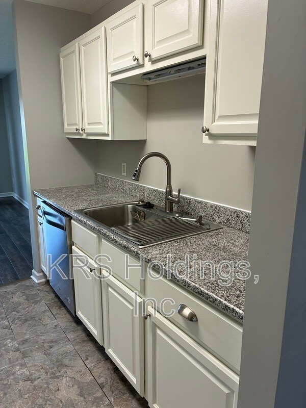 Photo - 303 Joyce Dr