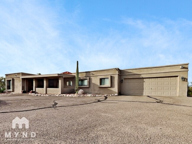 Building Photo - 5727 N PSO Ventoso