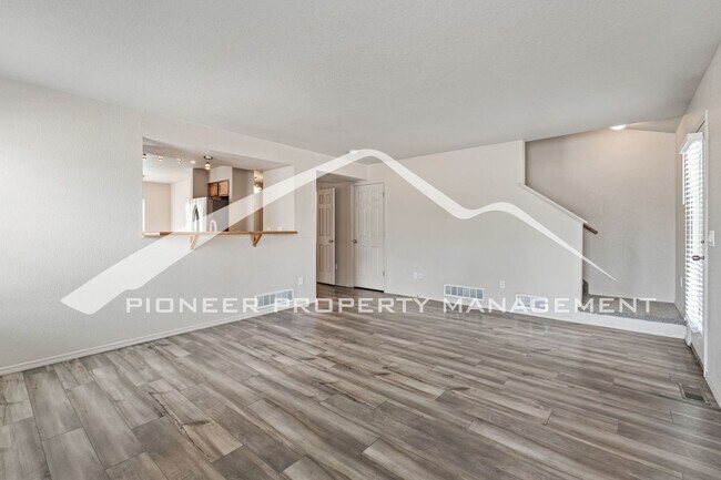 Photo - 7604 Firehawk Ln