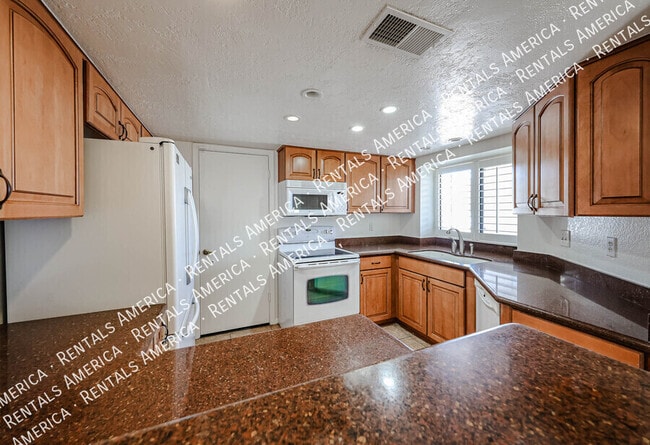 Photo - 3301 E Wescott Dr