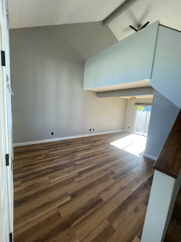 Photo - 4240 N Longview Ave Unit 4