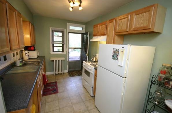 Kitchen - 1773 King Ave Unit B