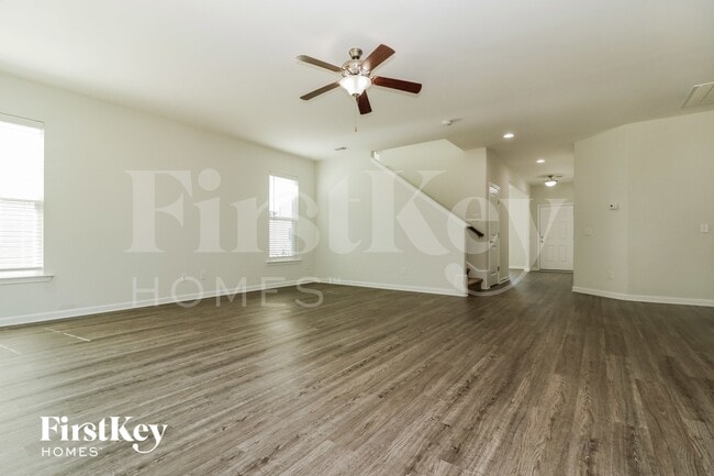 Photo - 421 Sanctuary Park Dr