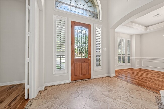 Photo - 5803 Grandwood Ln