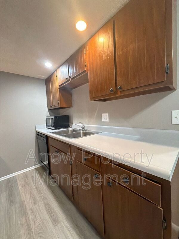 Photo - 2110 J St Unidad 7