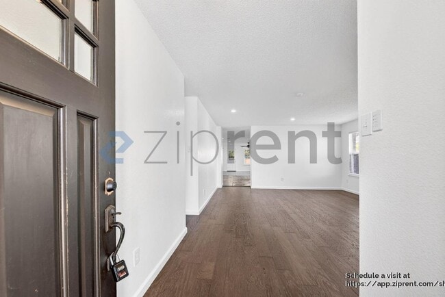 Photo - 1117 Beeblossom Dr