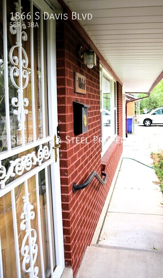 Photo - 1866 S Davis Blvd
