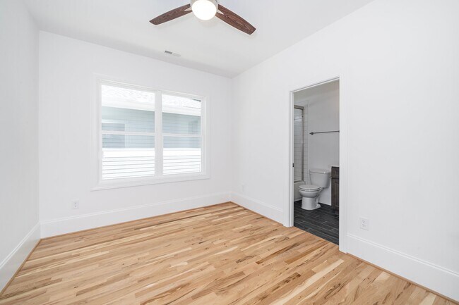 Photo - 3807 Burt Dr