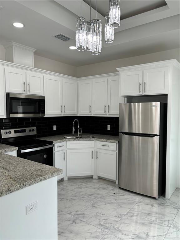 Photo - 12 Clarence Dr Unit 2