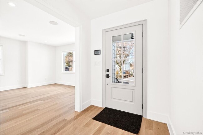 Photo - 306 Hunter St