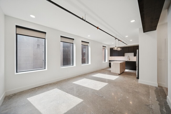 Photo - The Beacon Building