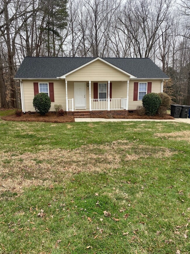 Building Photo - 351 Brookfield Dr Rental