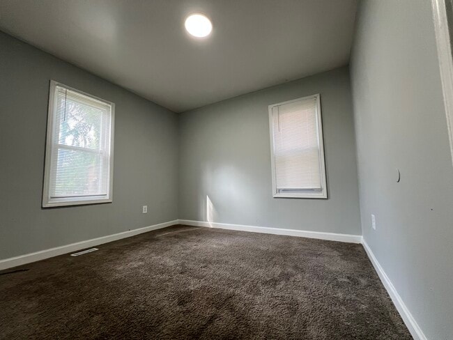 Building Photo - 4114 Pingree St Unit LL Rental