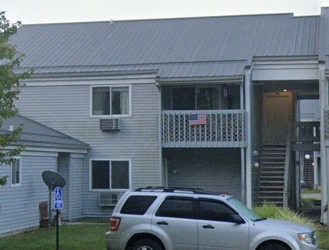 Photo - 636 Berry Ln