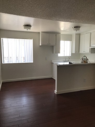 Photo - 20957 Bryant St