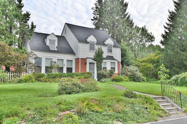 2302 Rudy Rd