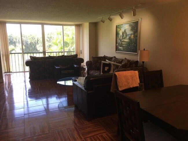 Photo - 4070 Tivoli Ct Unit 202