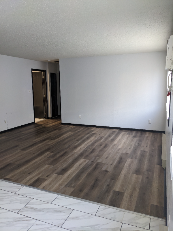 Photo - 300 Hopp Ave Unidad Apt 8