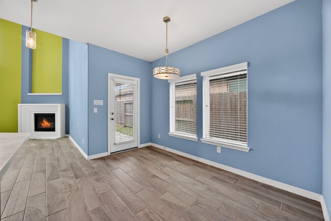 Photo - 11022 Honeysuckle Haven Dr