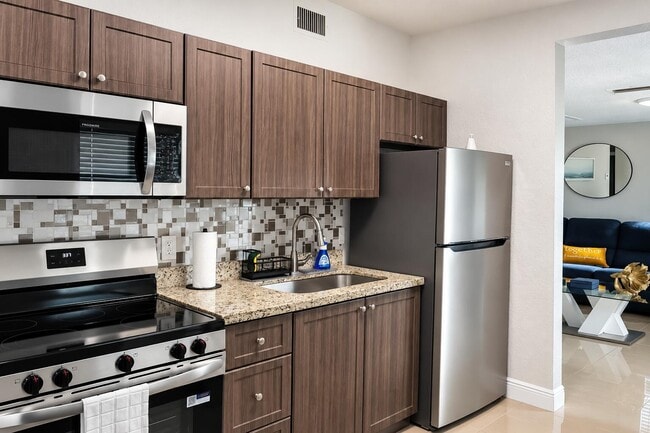 Photo - 1558 NW 5th Ave