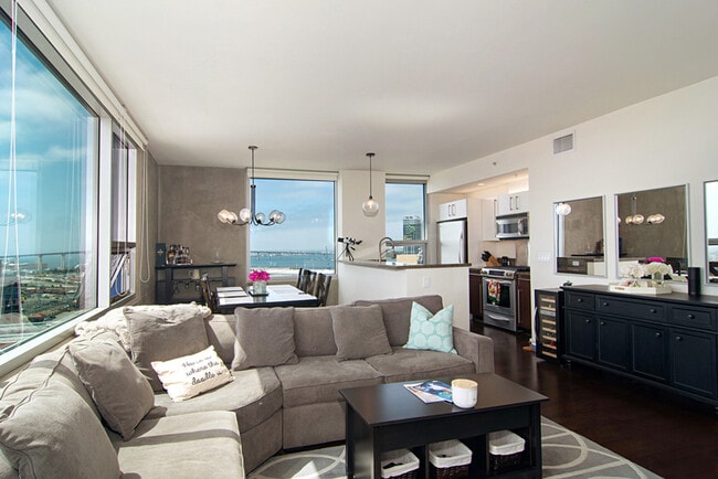 Photo - 321 Tenth Ave Unit 2007