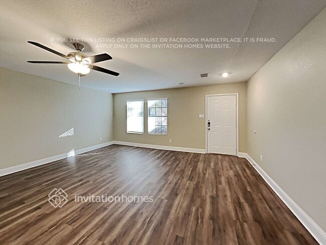 Photo - 2361 Live Oak Dr