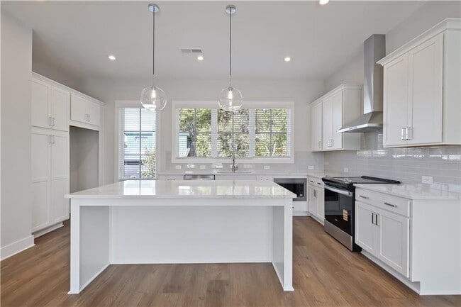 Photo - 1352 Grannysmith Trce