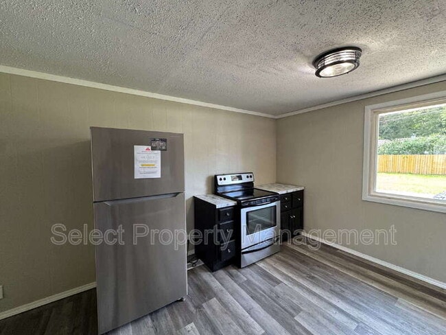 Photo - 1210 Asbury Dr