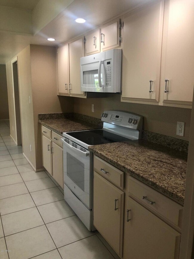 Photo - 8020 E Krail St