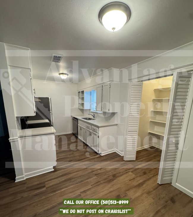 Building Photo - 3 Wallace Dr