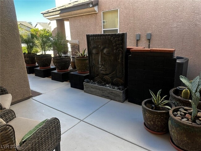 Photo - 1004 Crescent Falls St