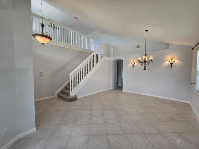 Photo - 9310 Silver Glen Way