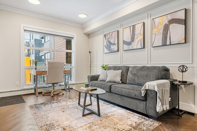 Photo - 2550 Battleford Ave SW Unit ID1314540P