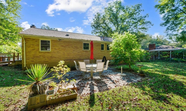 Building Photo - 4 Bedroom || 2.5 Bathroom Home in Boonsboro