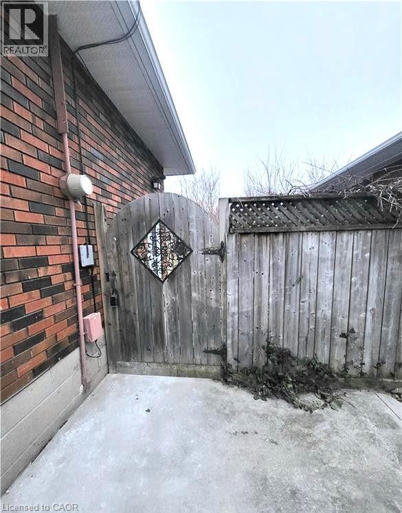 Photo - 230 Helena Ave