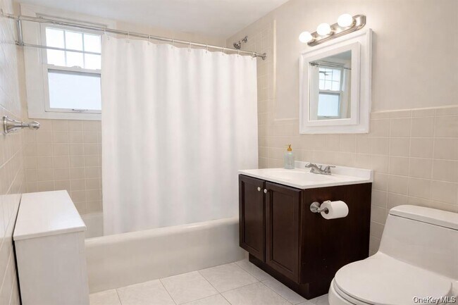 Photo - 21 Harding Dr Unit 1W