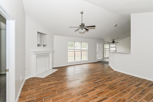 Photo - 9857 Averbury Dr