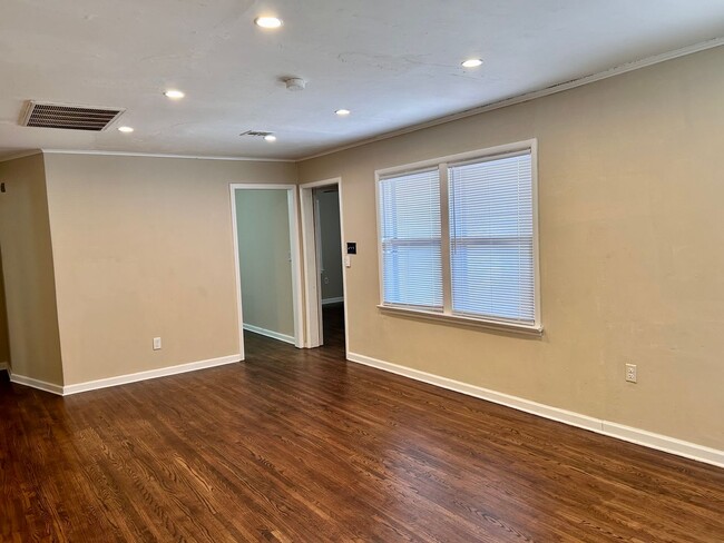 Photo - Remodeled Home In Patrick Henry/Edison School District!