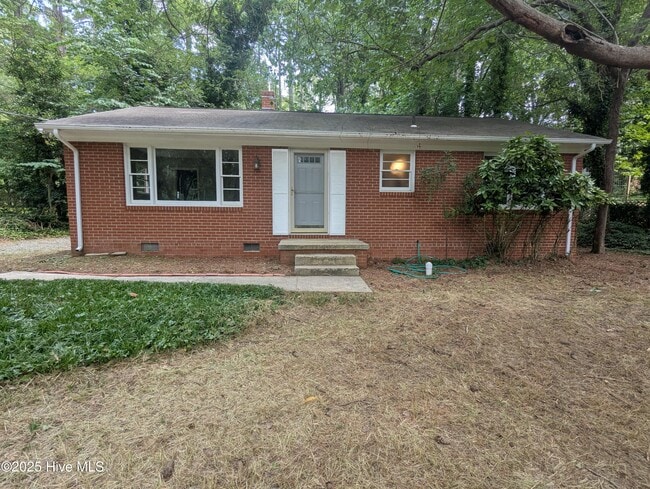 Building Photo - 23 S Circle Dr Rental
