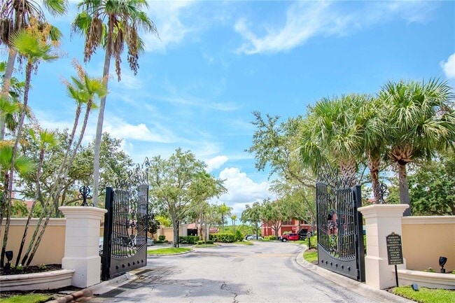 Photo - 2732 Via Murano Unidad 524