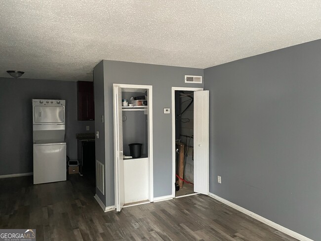 Photo - 4701 Flat Shoals Rd