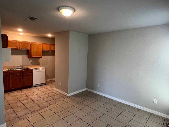 Photo - 432-434 Chestnut Lane Unit 434